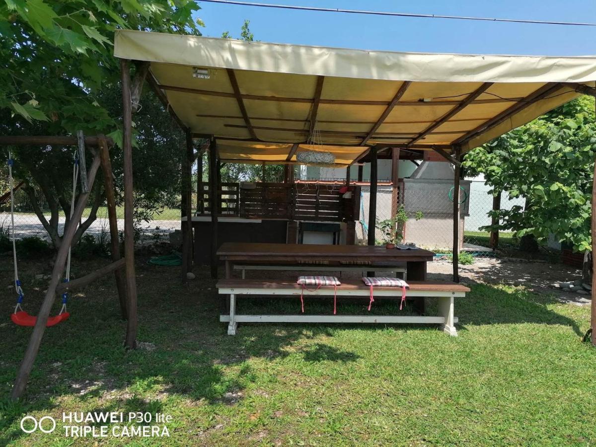 Country Village Nea Poteidaia Exterior photo